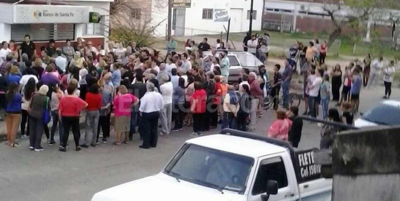 Vecinos de El Pozo reclamaron por seguridad