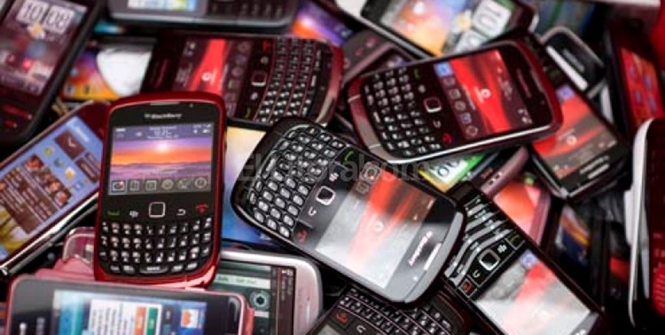Blackberry anunció que dejará de fabricar teléfonos inteligentes