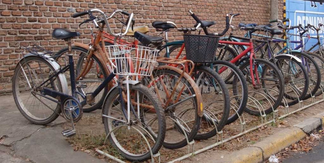 Solicitan estacionamiento para bicicletas en puntos estratégicos de la ciudad