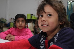 Guillermo Di Salvatore (Archivo) Una oportunidad para los más necesitados; y para aprender la solidaridad. Cada año egresan de los jardines del Movimiento Los Sin Techo cientos de niños que inician la escuela y necesitan ayuda.