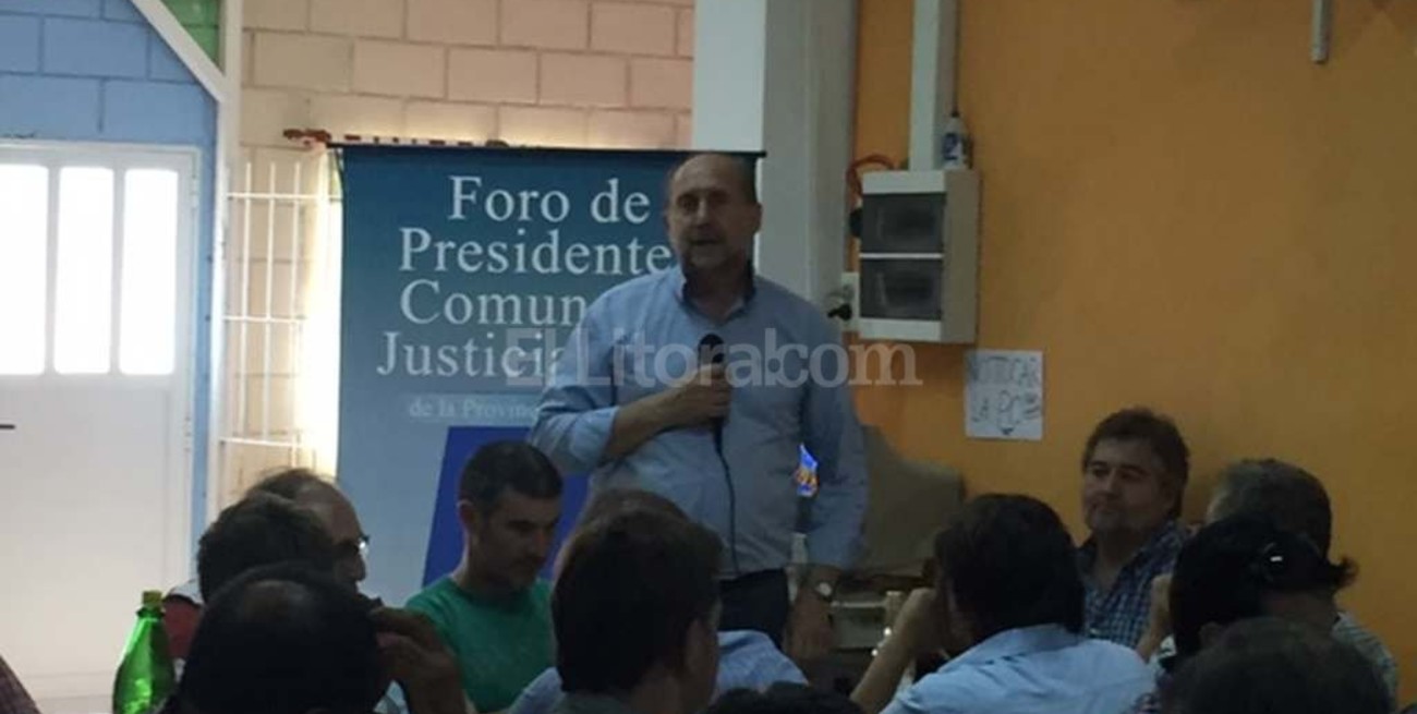 Perotti participó del Foro de presidentes comunales del PJ