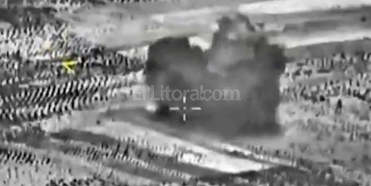 La aviación rusa destruye centro de mando y arsenales del EI