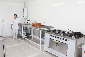 Gentileza Prensa UNL Aislamiento. La cocina especial donde se preparan alimentos para personas celíacas está separada del resto. Es para evitar la contaminación cruzada.