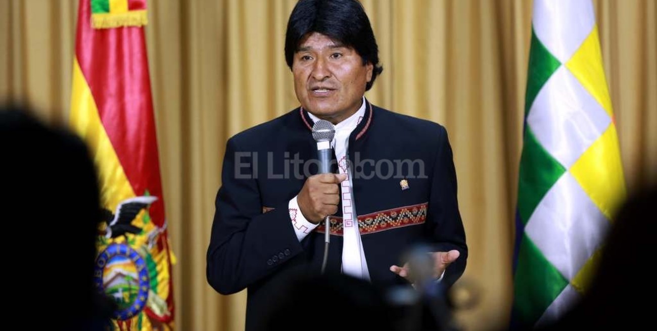 Piden a Transparencia Internacional que investigue a Evo Morales