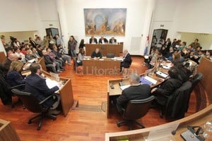 Manuel Fabatía Ásperos cruces. La sesión del Concejo de ayer tuvo muchos cruces políticos y jurídicos.