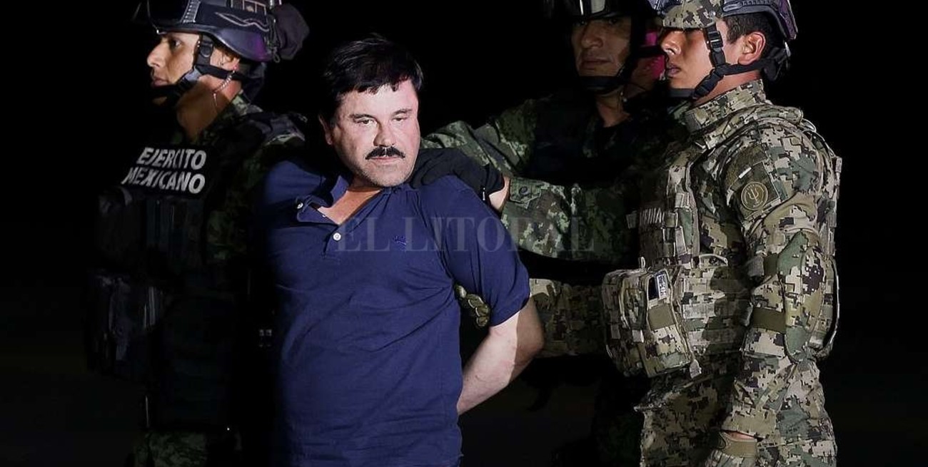 "El Chapo" Guzmán fue extraditado de México a los Estados Unidos