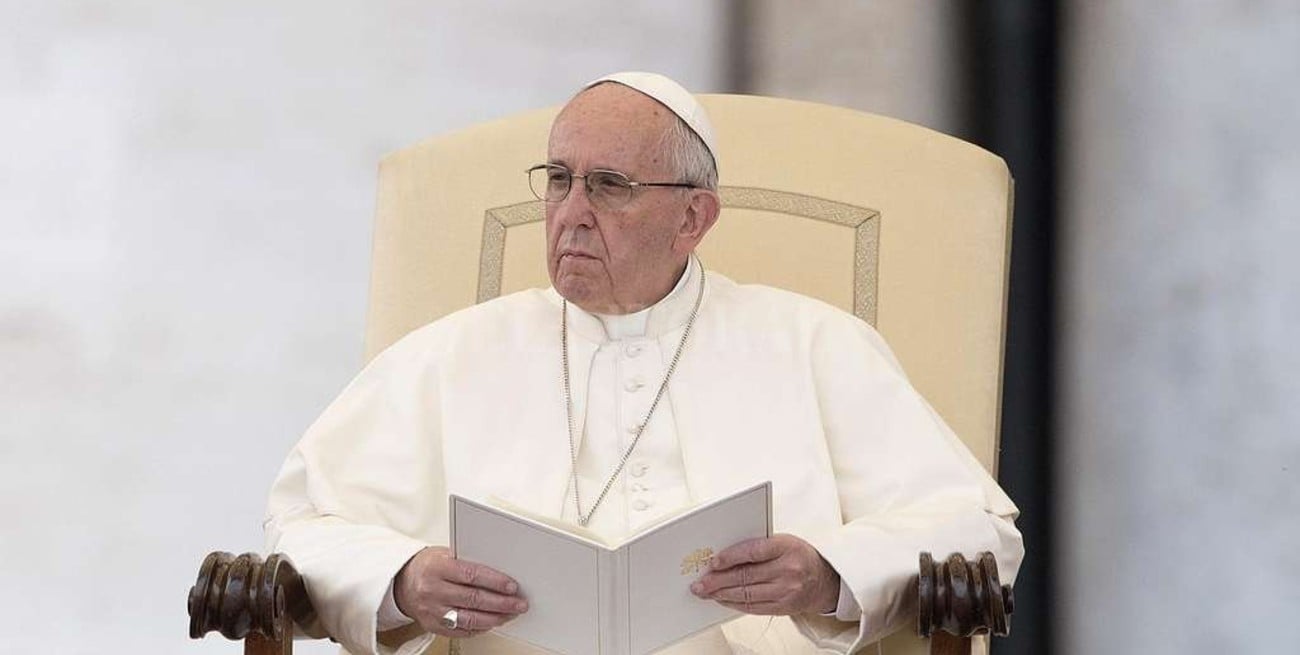 Bergoglio: "Estoy cercano con la oración"