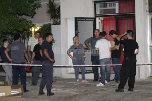 Manuel Fabatia Hace poco menos de un año en el lugar funcionaba una pescadería. Luego pusieron el inmueble en alquiler. A partir de entonces comenzaron los problemas.