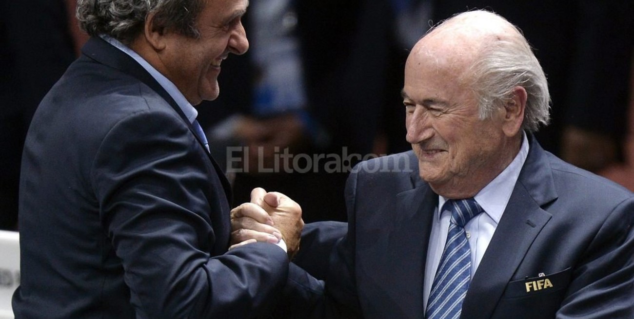 Blatter y Platini suspendidos por 8 años