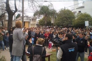 Archivo El Litoral La comunidad de Calchaquí marchó en favor de la mujer, luego de que la Justicia la incriminara por homicidio.