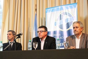 Gentileza Prensa UTN. Sergio Rossi, Eduardo Donnet y Aldo Vechietti.