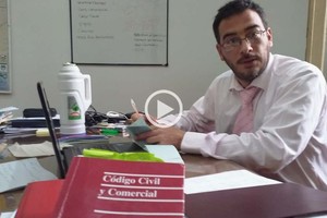 ELLITORAL_129873 |  El Litoral Gonzalo Carrillo. El director del Registro Civil de Santa Fe coordina la capacitación de todo el personal para que entiendan el nuevo Código que rige desde este sábado.