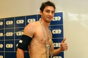 ELLITORAL_127541 |  Prensa Club River Plate La negociación por Alario se dilató por un inconveniente en los estudios de control.