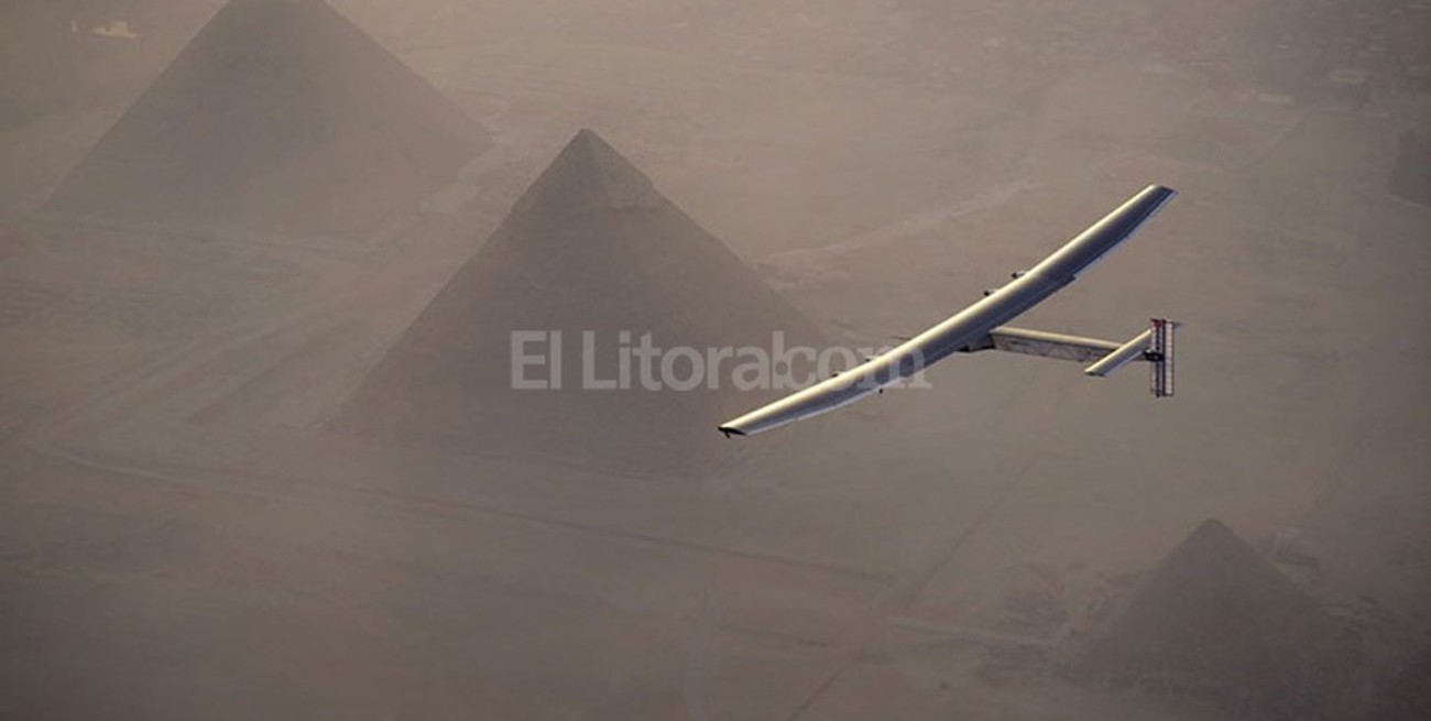 El avión propulsado a energía solar comenzó la última etapa para dar la vuelta al mundo