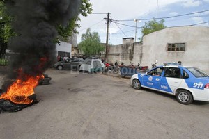 Guillermo Di Salvatore/Archivo El conflicto se suscitó el 6, 7 y 8 de diciembre de 2013 y tenía como trasfondo un reclamo salarial de la fuerza.