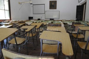 Mauricio Garín Complicado. La paritaria universitaria parece estar en un atolladero. Hoy arrancó el paro de 72 horas en la UNL.