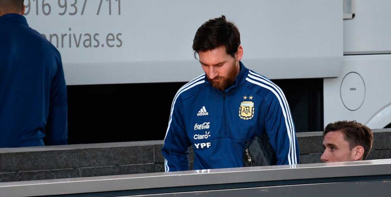 Al final, Messi no juega contra España