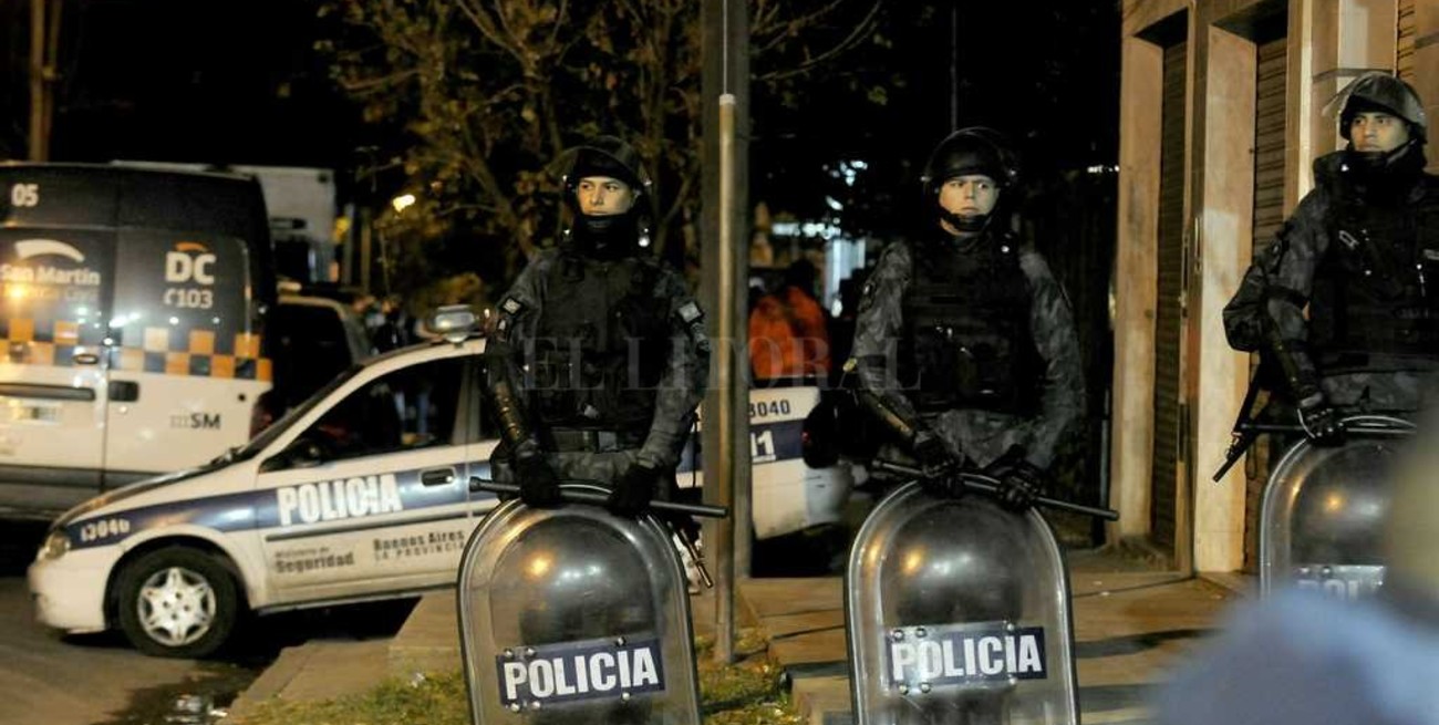 Caso Araceli Fulles: separan a tres policías de la bonaerense