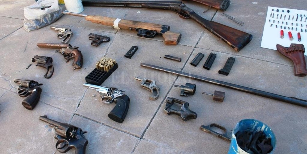 La Policía secuestró 12 armas de fuego 