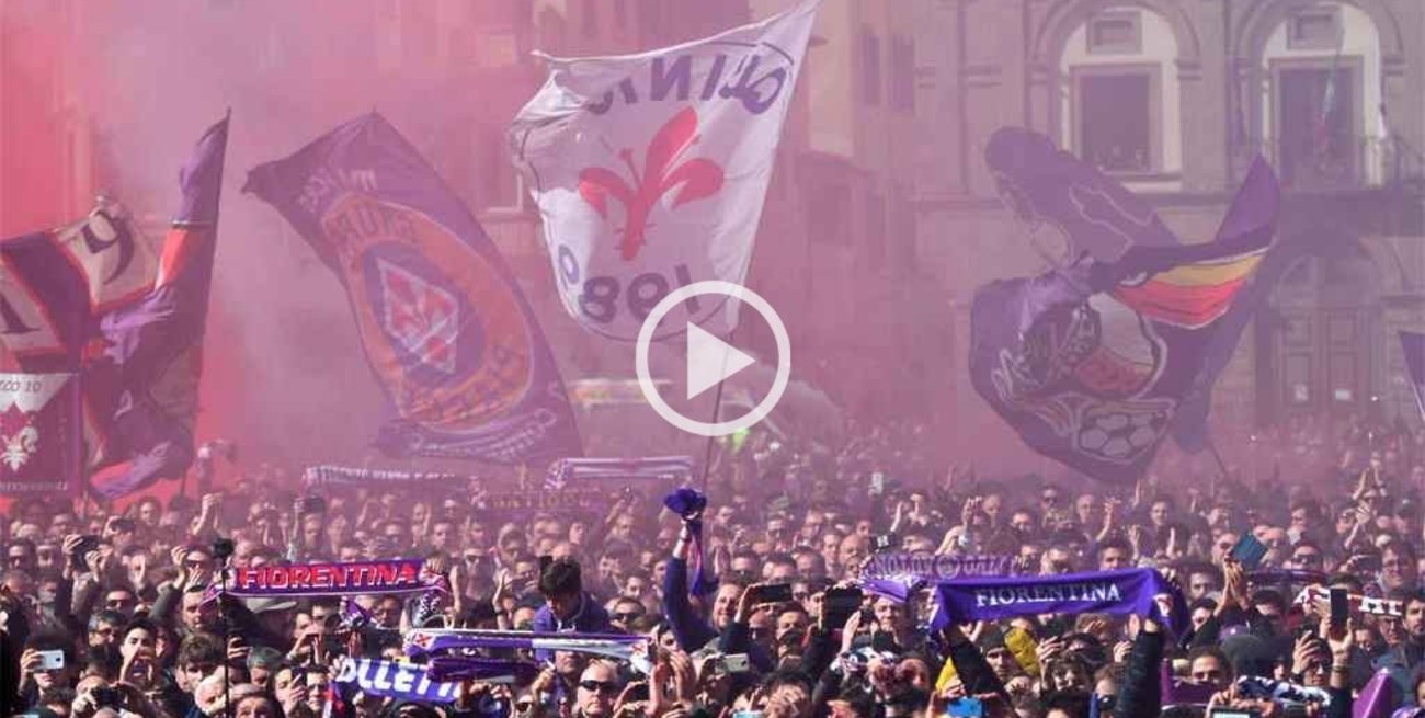 Emotiva despedida de los hinchas de la Fiorentina a Davide Astori