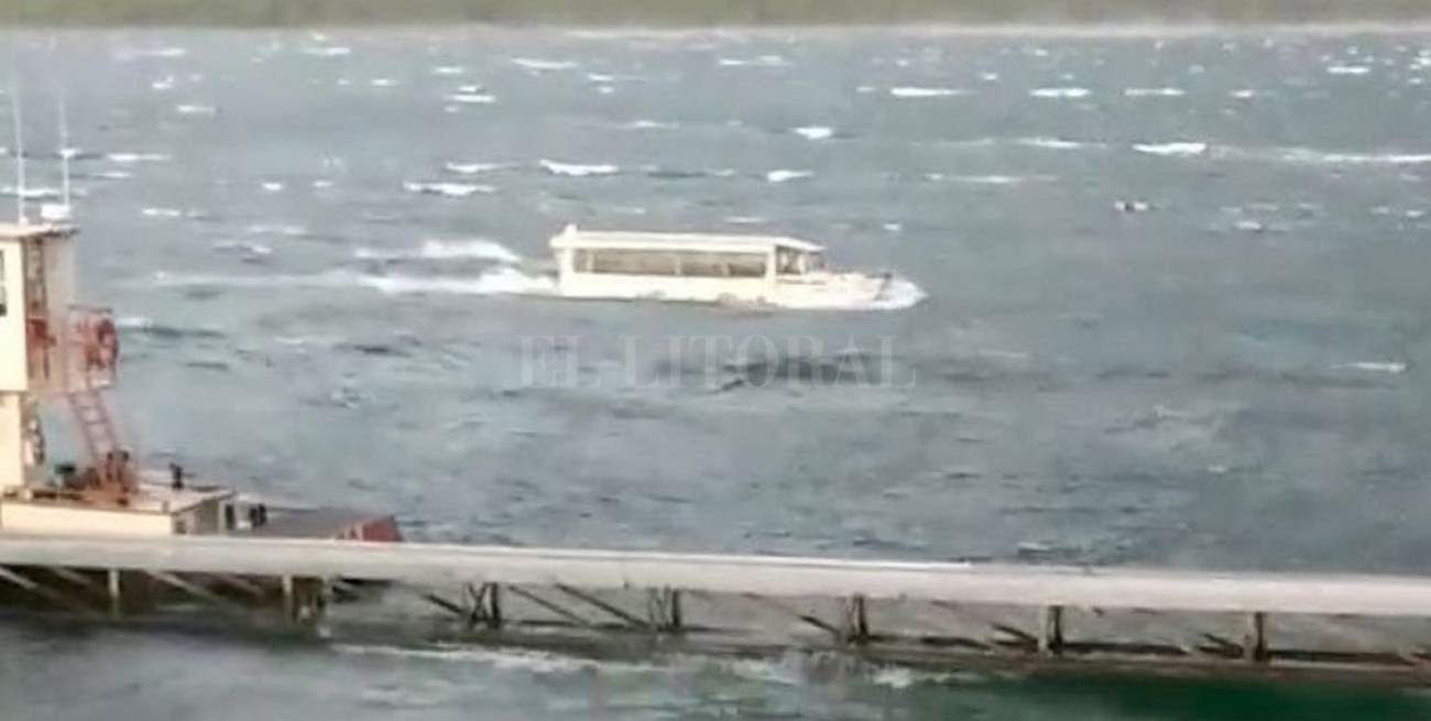 Mueren 17 personas por un accidente de un bote turístico