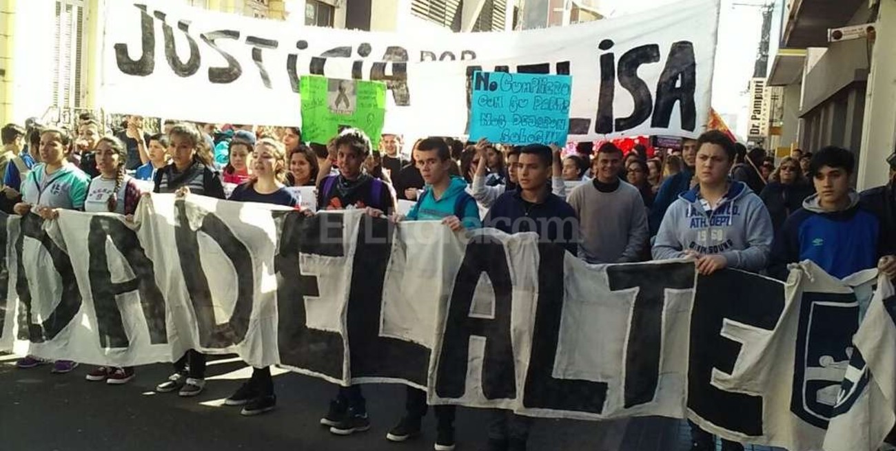 Marcharon para pedir justicia por la muerte de Melisa Gómez
