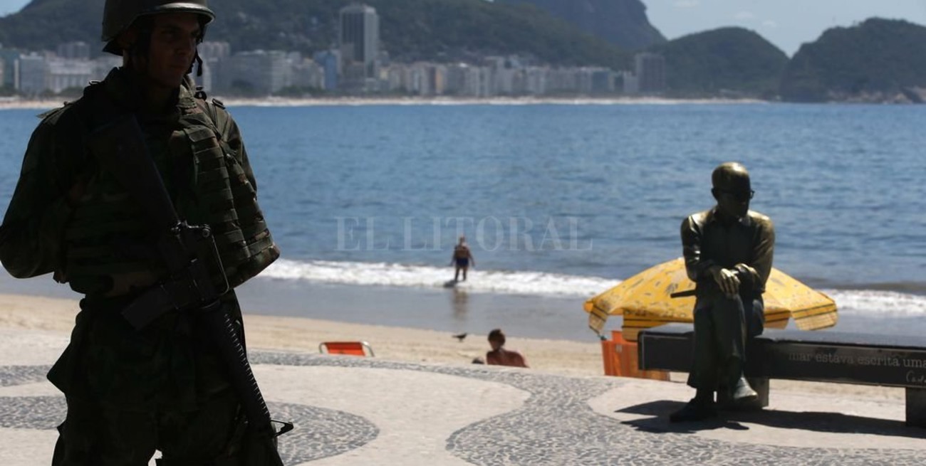 Las muertes y los tiros aumentaron en Río de Janeiro desde la intervención militar
