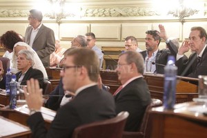 ELLITORAL_215509 |  Archivo El Litoral Los dos bloques del Frente Progresista en la Cámara Alta firmaron la iniciativa, similar a la que la Casa Gris envió a Diputados.