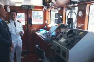 Gentileza UNL Adrián Bonivardi, decano de Facultad de Ingeniería Química-UNL, participó de la ceremonia de zarpada junto al director de Internacionalización, Miguel Rodríguez.
