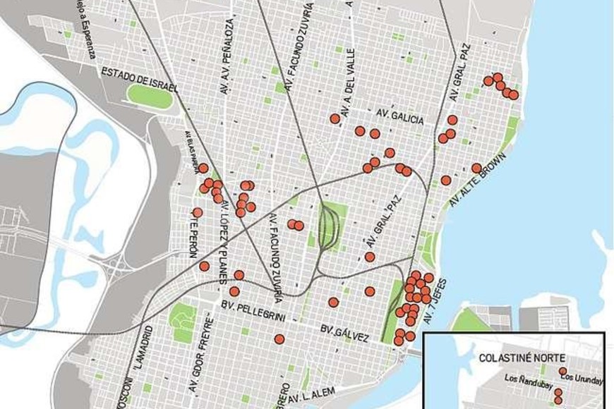 ELLITORAL_162847 |  Flavio Raina Botón de pánico. Cada equipo permite instalar hasta 70 botones de pánico, que están en manos de los vecinos y les permite activar la sirena, los reflectores o ambos, según el caso.
