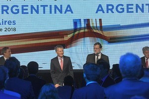 ELLITORAL_208234 |  Télam Mauricio Macri y Mariano Rajoy en el Encuentro de Empresarios este martes.