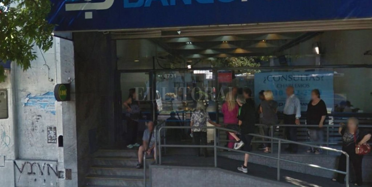 Detienen a cinco chilenos que habían ingresado a robar a un banco