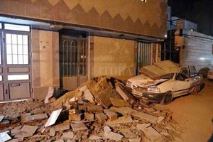 elmundo.es Al menos 61 muertos por el terremoto de 7,2 en la frontera entre Irak e Irán
