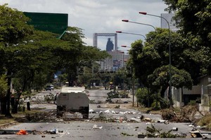 ELLITORAL_186330 |  EFE Así quedaron las calles tras las protestas e incidentes que tuvieron lugar durante una jornada electoral que dejó al menos siete muertos en Venezuela.