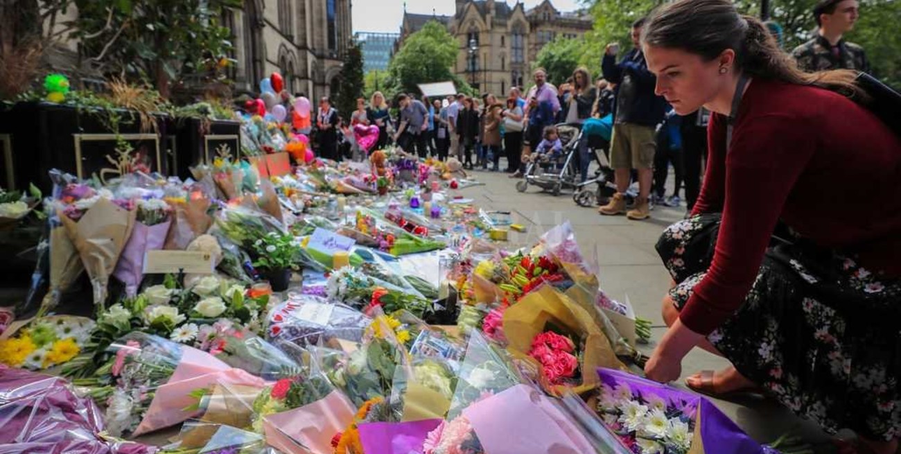 Identifican a más víctimas tras el atentado en Manchester