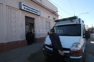 Mauricio Garín Cerrado. El plantel profesional analiza en detalle caso por caso para determinar cómo continuar el tratamiento en otro hospital.