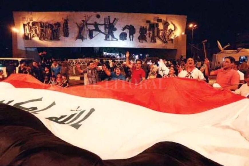 ELLITORAL_197942 |  Internet Irak festeja el triunfo sobre el Estado Islámico.