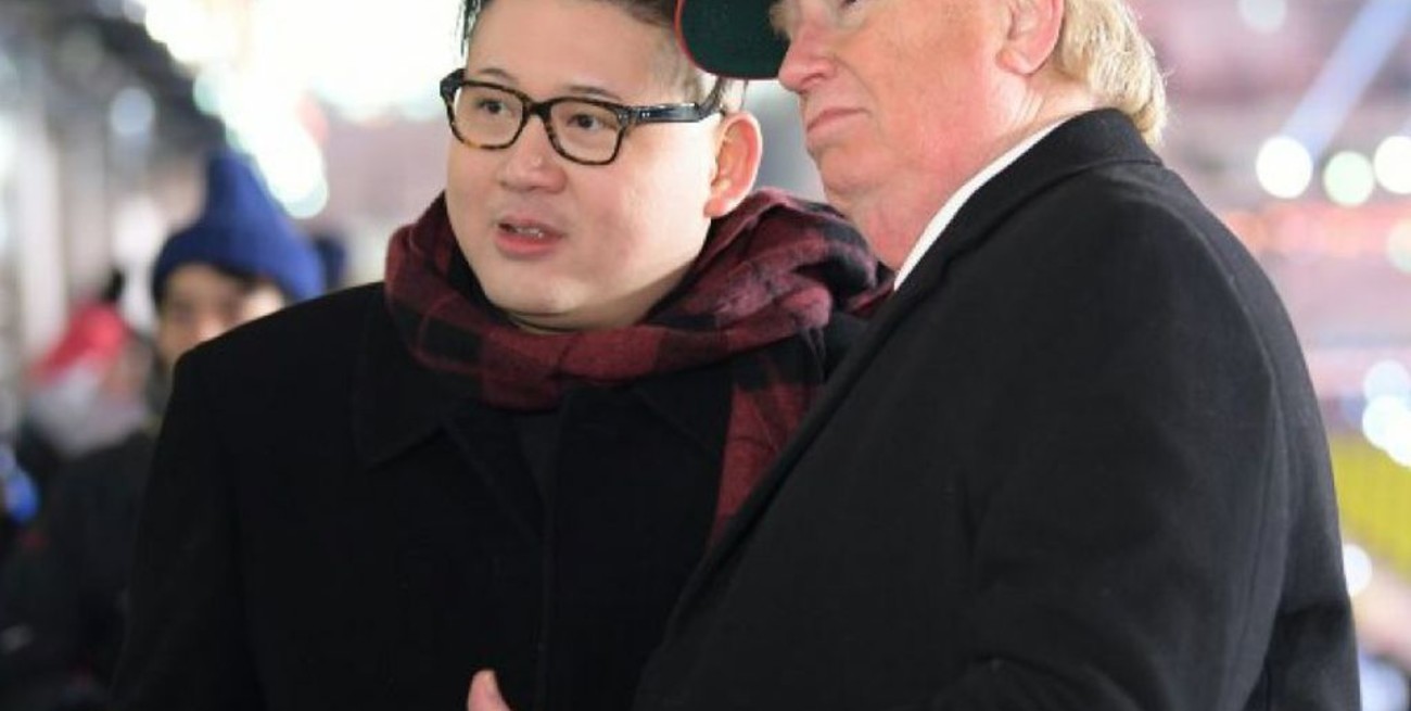Los dobles de Trump y Kim celebraron la "cumbre" en Singapur