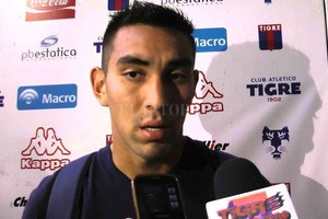 ELLITORAL_217710 |  El Litoral Erik Godoy, el fuerte defensor de Tigre, que tuvo un paso por Belgrano de Córdoba en la última temporada y que será, casi con seguridad, una de las caras nuevas de Colón en la próxima Superliga. ¿Se hará antes del viaje a San Pablo?