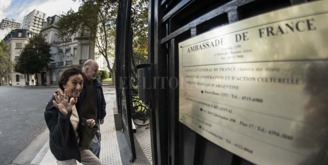 Franceses en Argentina votaron preocupados por el avance de la derecha