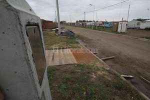 ELLITORAL_155412 |  Mauricio Garín Nueva Esperanza Este. Medidores de energía eléctrica. Cada lote ya cuenta con su bajada de luz.