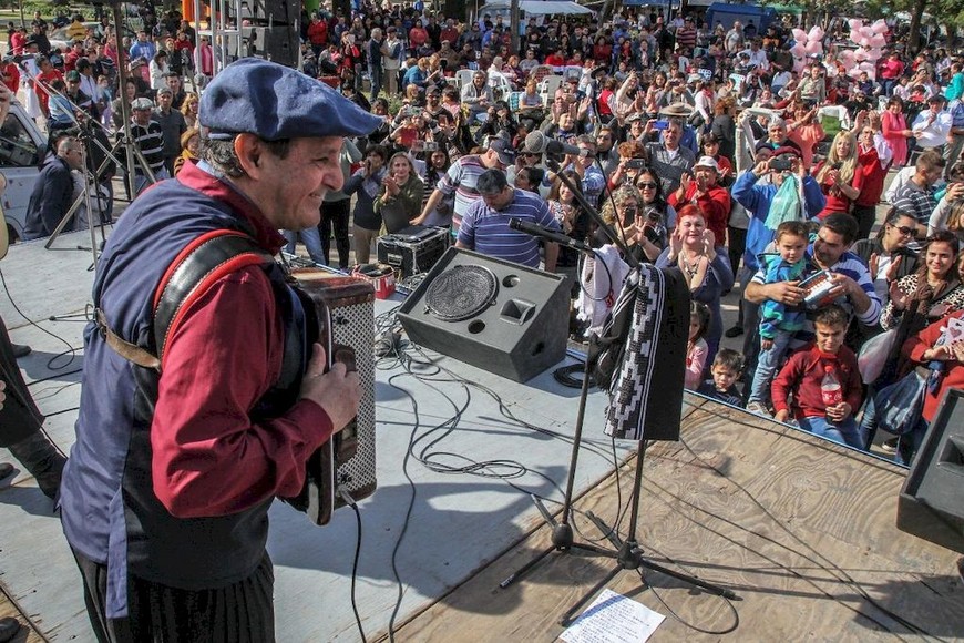 ELLITORAL_253689 |  Gentileza