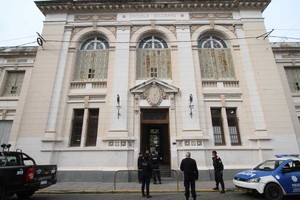 ELLITORAL_201576 |  Mauricio Garín La escuela Belgrano fue una de las escuelas atacadas