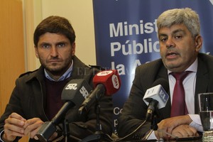 ELLITORAL_211856 |  Mauricio Garín Daniel Corbellini, Maximiliano Pullaro, Jorge Baclini, Rolando Galfrascoli y Juan Manuel Neffen.