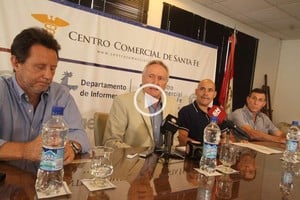 Guillermo Di Salvatore Críticas. Referentes del Centro Comercial aseguraron que el impacto del carril exclusivo en Rivadavia sobre el comercio es negativo.