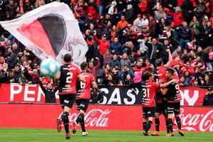ELLITORAL_256133 |  Prensa Newell's Newell´s ganó y es uno de los punteros por diferencia de gol.