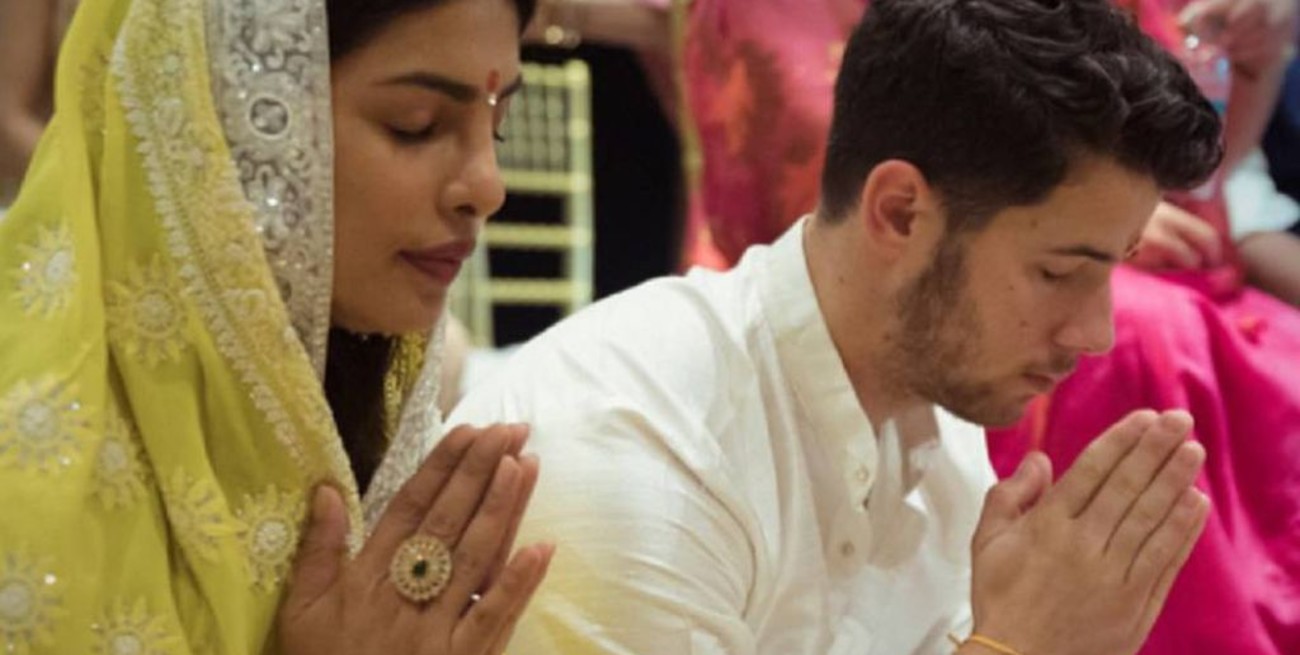 Nick Jonas se comprometió con su famosa novia india