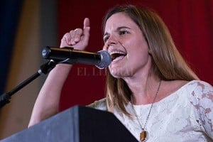 Captura digital La concejal Caren Tepp encabeza la lista de precandidatas a diputadas.