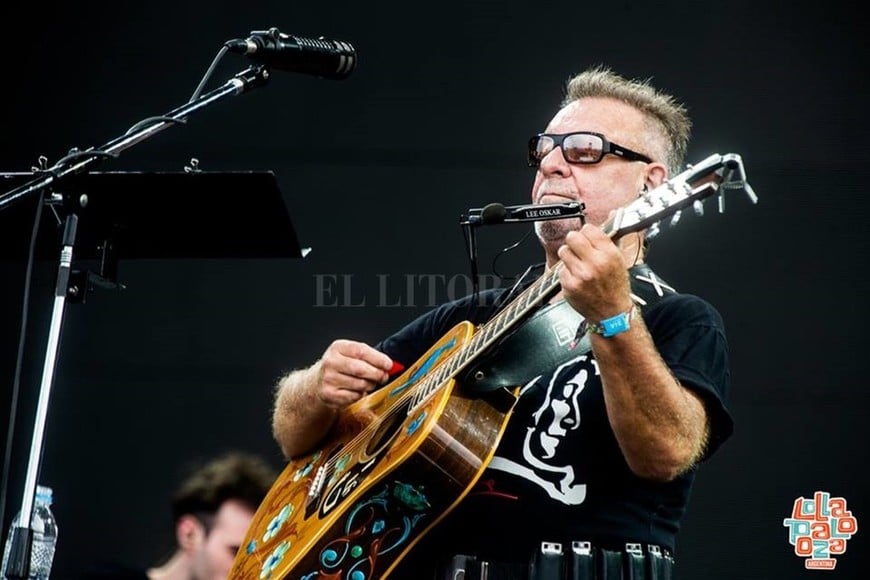 ELLITORAL_177011 |  Gentileza Producción León Gieco salió al frente de la formación rockera (basada en la banda Infierno 18, y dirigida por el baterista Nico Taranto) en la que se apoya en estos tipos de shows.