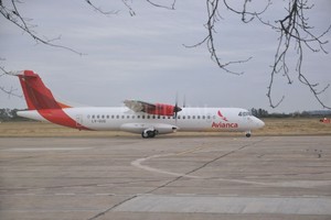 ELLITORAL_216292 |  El Litoral LA PRESENTACIÓN de los vuelos de Avianca desde la aeroestación de Sauce Viejo -ahora llamada Aeropuerto Metropolitano Santa Fe-. La compañía sumará conexiones entre Santa Fe y Rosario con Córdoba.